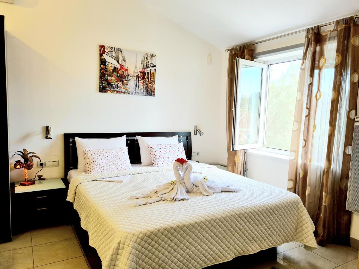 Olive Garden Apartment Petrovac Luaran gambar