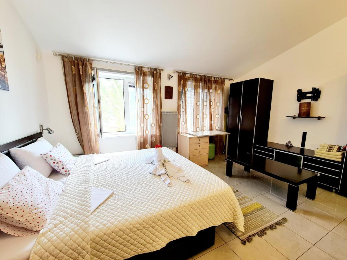 Olive Garden Apartment Petrovac Luaran gambar